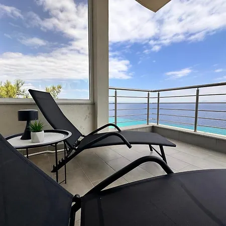 Διαμέρισμα Breathtaking Sea View In