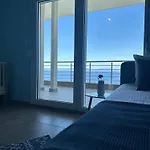 アパート Breathtaking Sea View In *