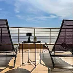 Апартаменты Breathtaking Sea View In *